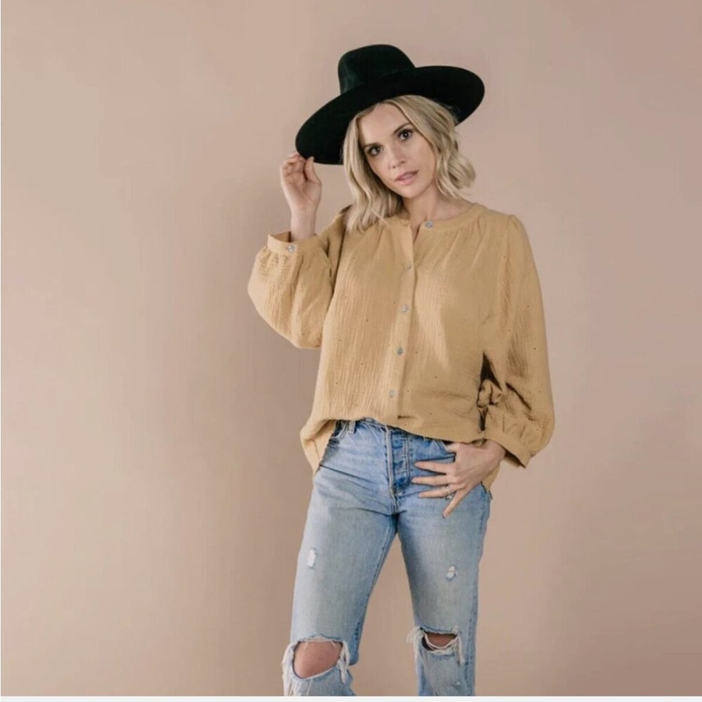 Women's Tan Button-Up Top